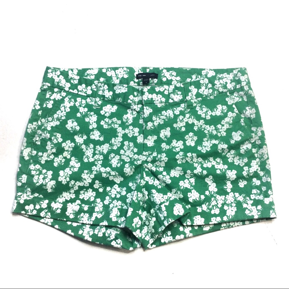 Gap NWOT green/white flowers stretch short…